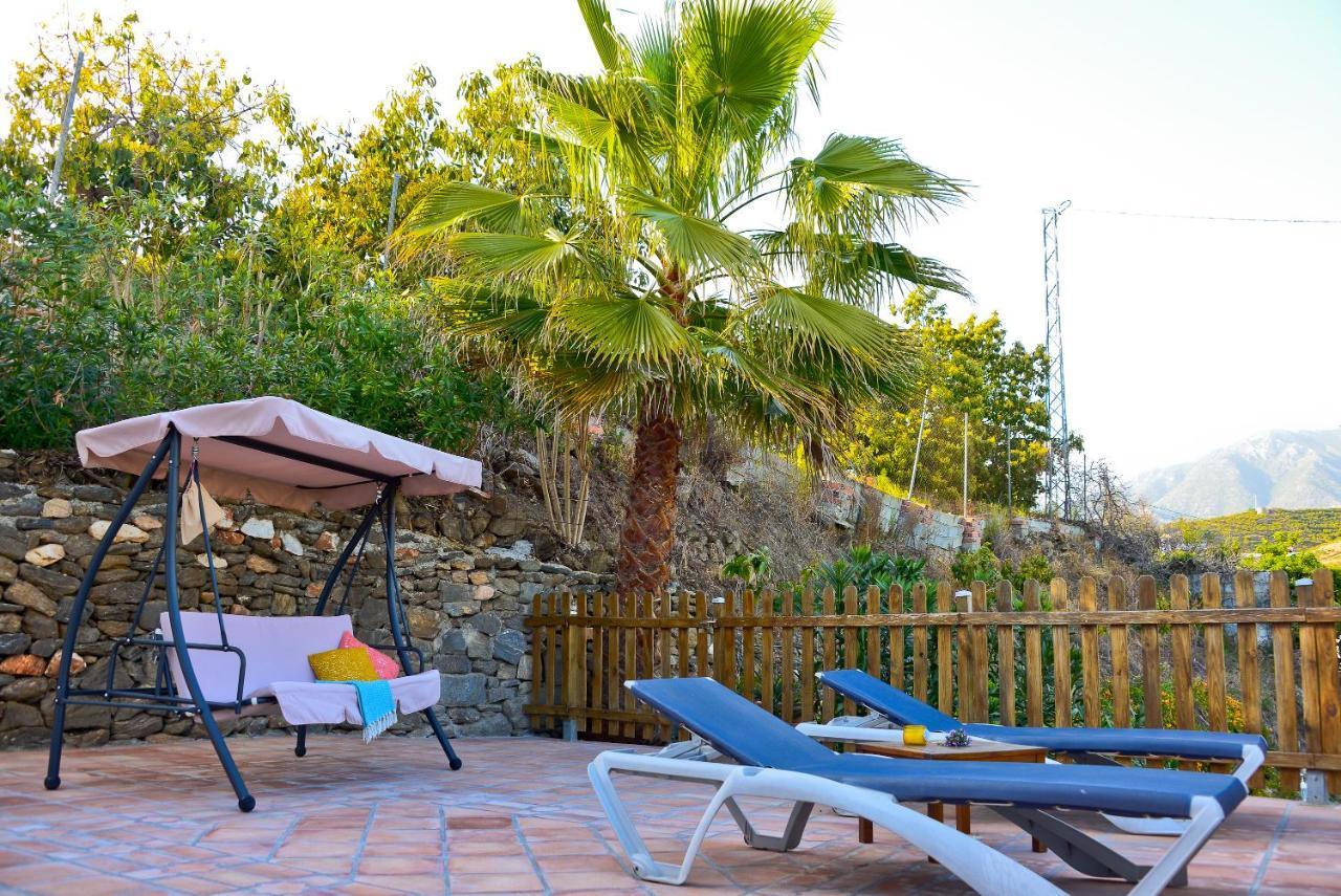 Вилла Casa Entre Nerja Y Фрихилиана Экстерьер фото